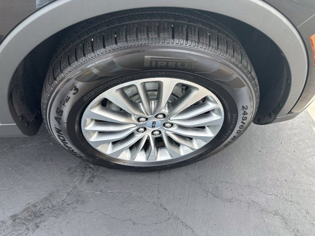 Used 2018 Lincoln MKX Select w/ Select Plus Package AWD/4WD image 22