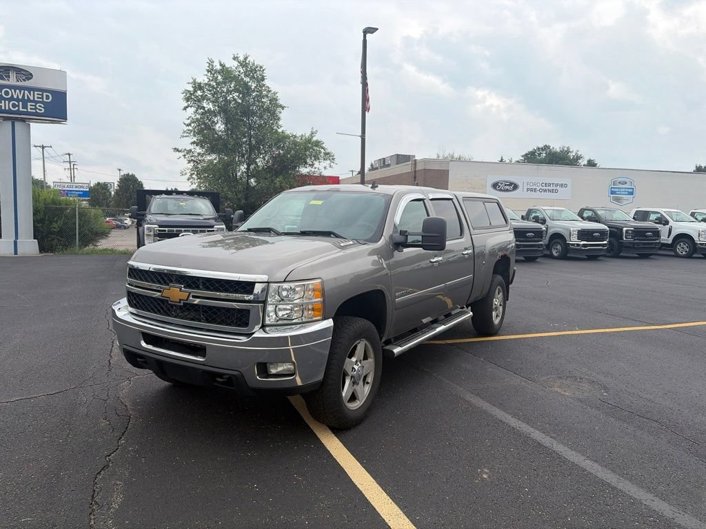 Used 2013 Chevrolet Silverado 2500 LT w/ Custom Sport Truck Package AWD/4WD image 1