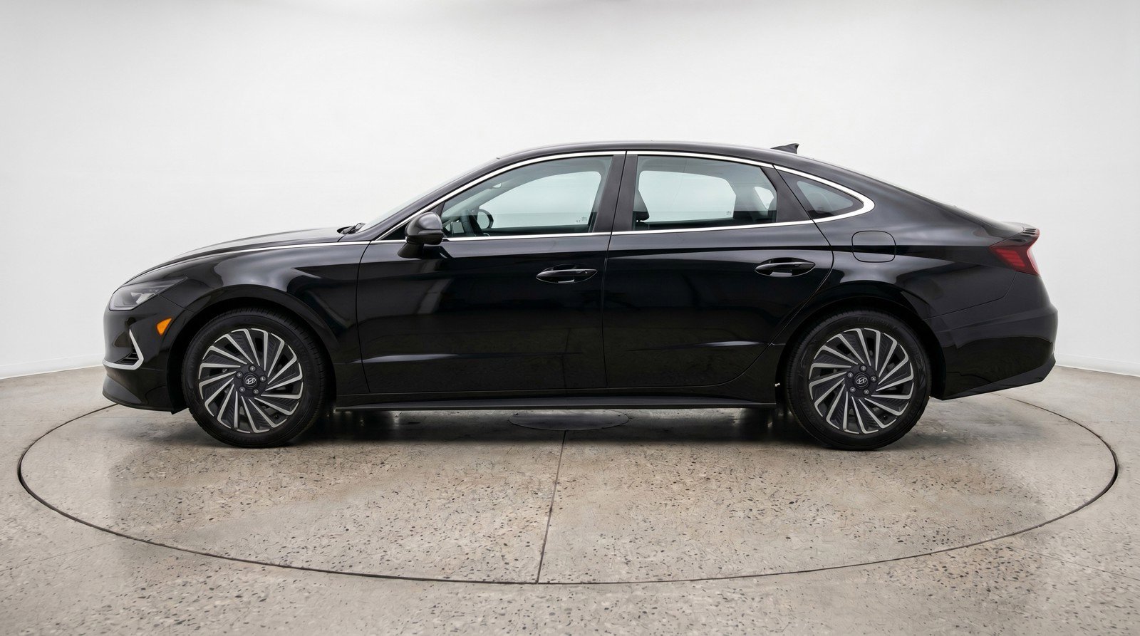 Used 2025 Hyundai Sonata SEL image 5