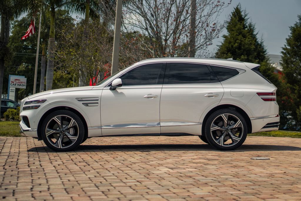 Used 2025 Genesis GV80 3.5T Prestige image 2