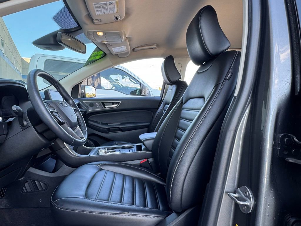 Used 2022 Ford Edge SEL w/ Convenience Package image 16