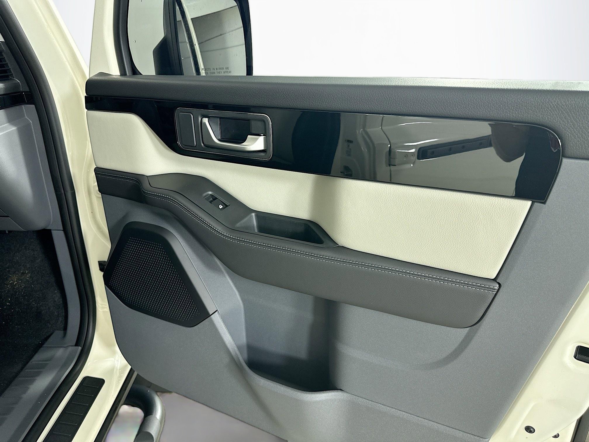New 2025 INEOS Grenadier Quartermaster AWD/4WD image 45