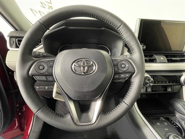 New 2025 Toyota RAV4 XLE image 18