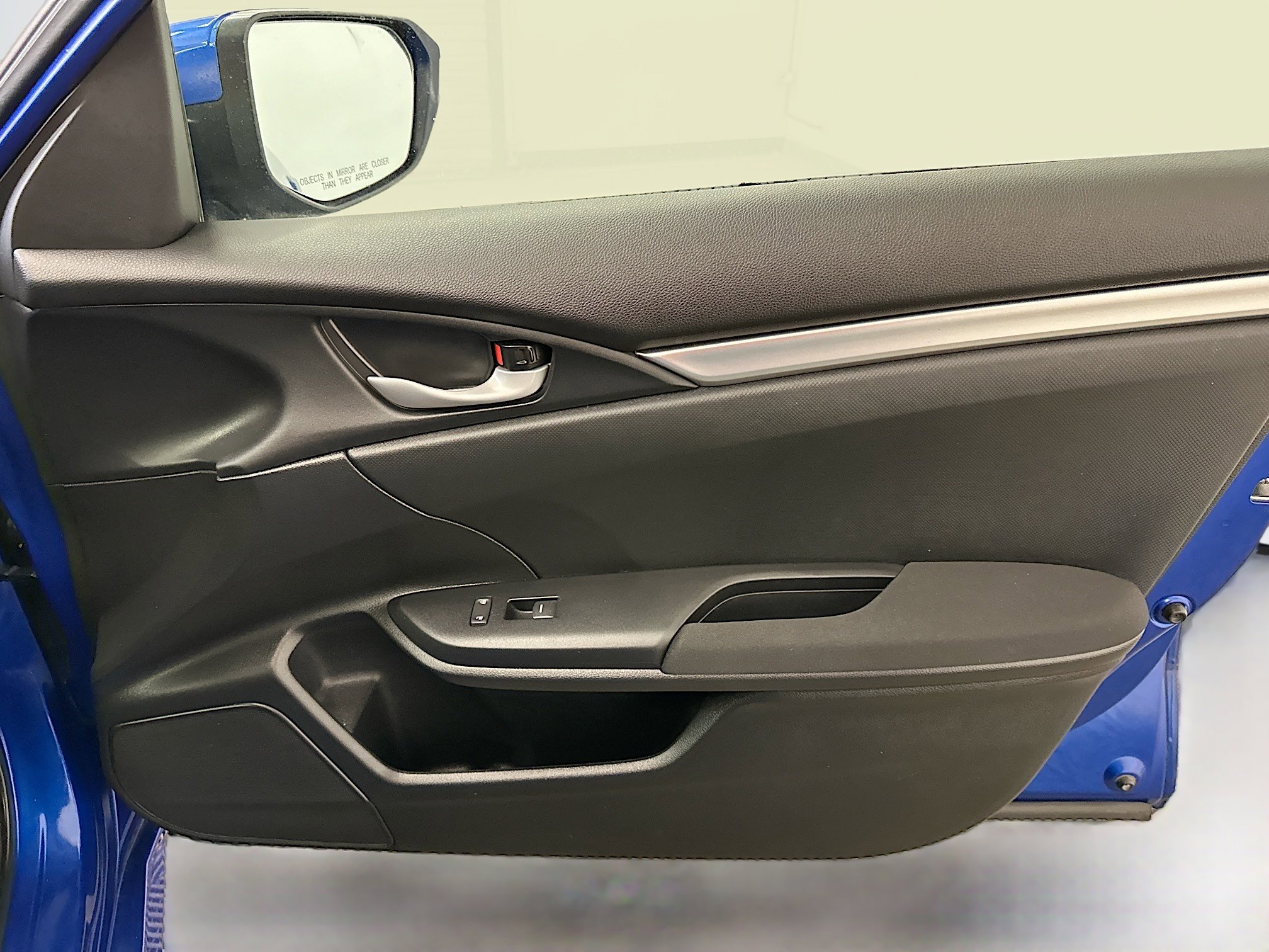 Used 2019 Honda Civic LX image 32