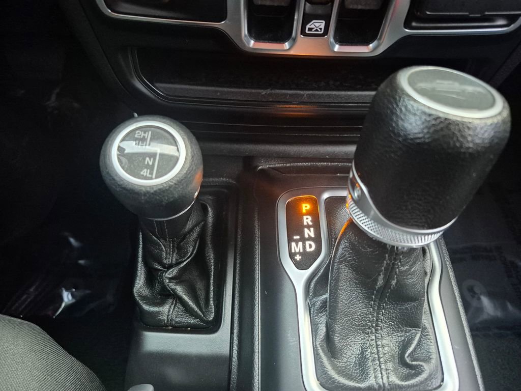 Used 2020 Jeep Gladiator Sport w/ Quick Order Package 24S image 14