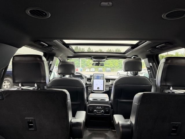 Used 2023 Ford Expedition Max Platinum AWD/4WD image 15