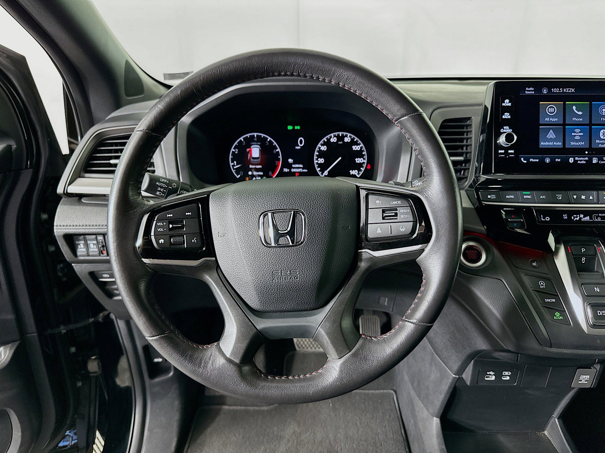 Used 2025 Honda Odyssey Sport-L image 18