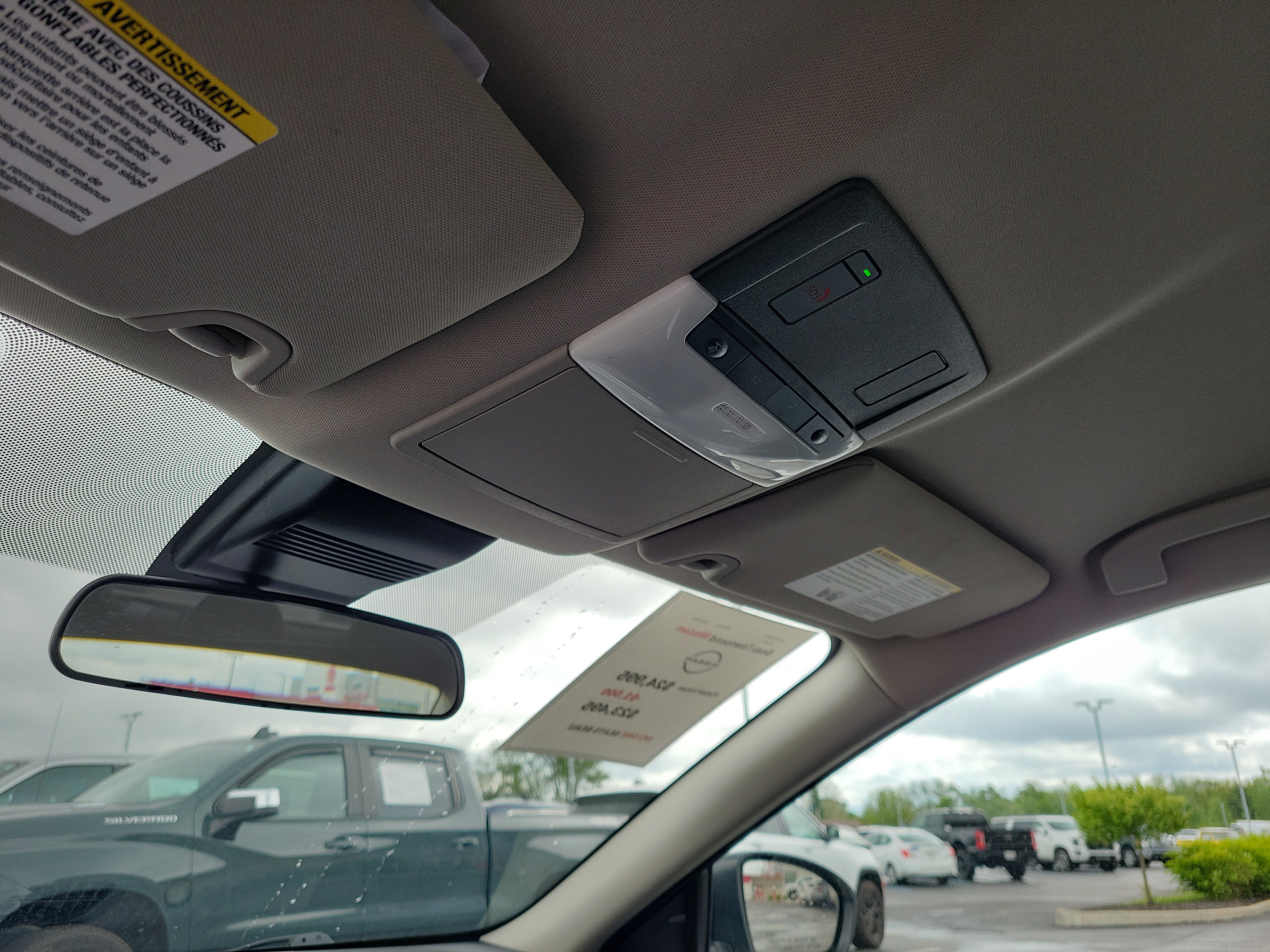 Used 2025 Nissan Altima 2.5 SV FWD image 30