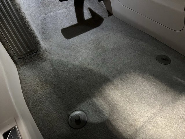 Used 2023 GMC Acadia SLT w/ Preferred Package image 17