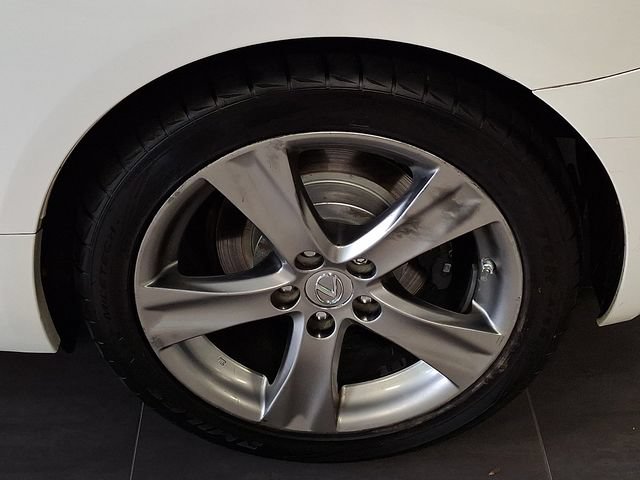 Used 2012 Lexus IS 250C w/ Luxury Pkg RWD image 9