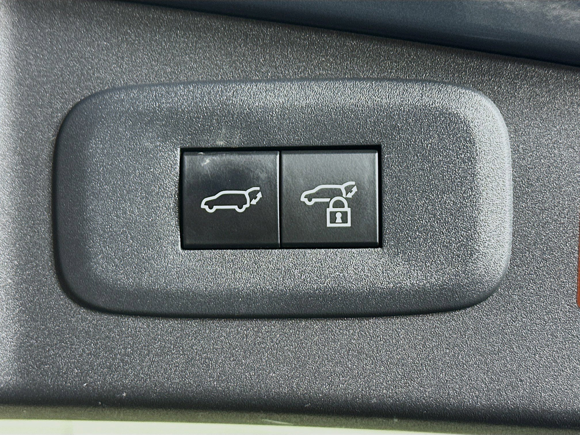 Used 2023 Lexus RZ 450e Premium w/ Accessory Package (2T) image 30