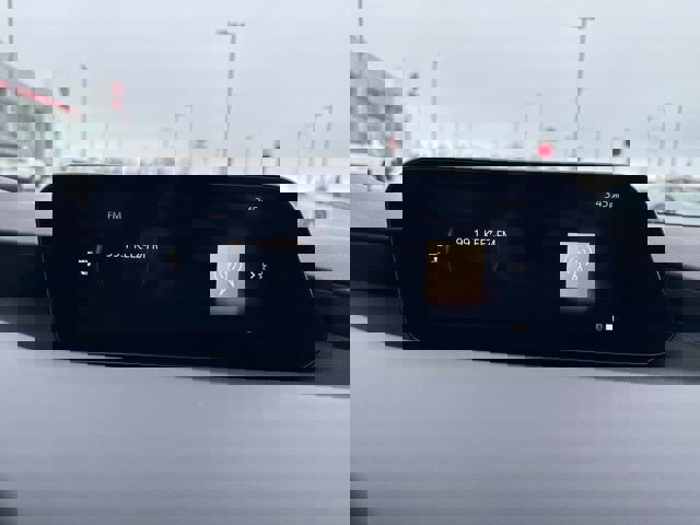 Used 2025 MAZDA MAZDA3 s image 25