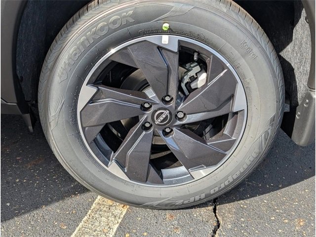 New 2026 Nissan Rogue SV image 25