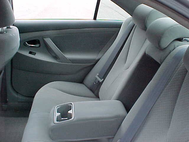 Used 2009 Toyota Camry LE FWD image 13