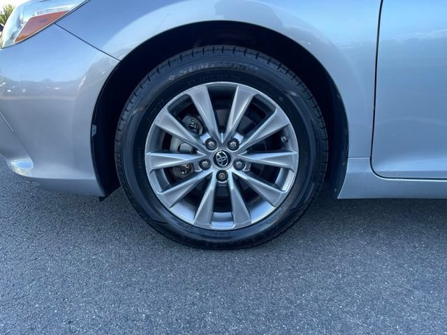 Used 2015 Toyota Camry XLE FWD image 31