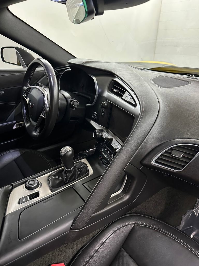 Used 2015 Chevrolet Corvette Stingray Coupe w/ ZF1 Appearance Package image 31