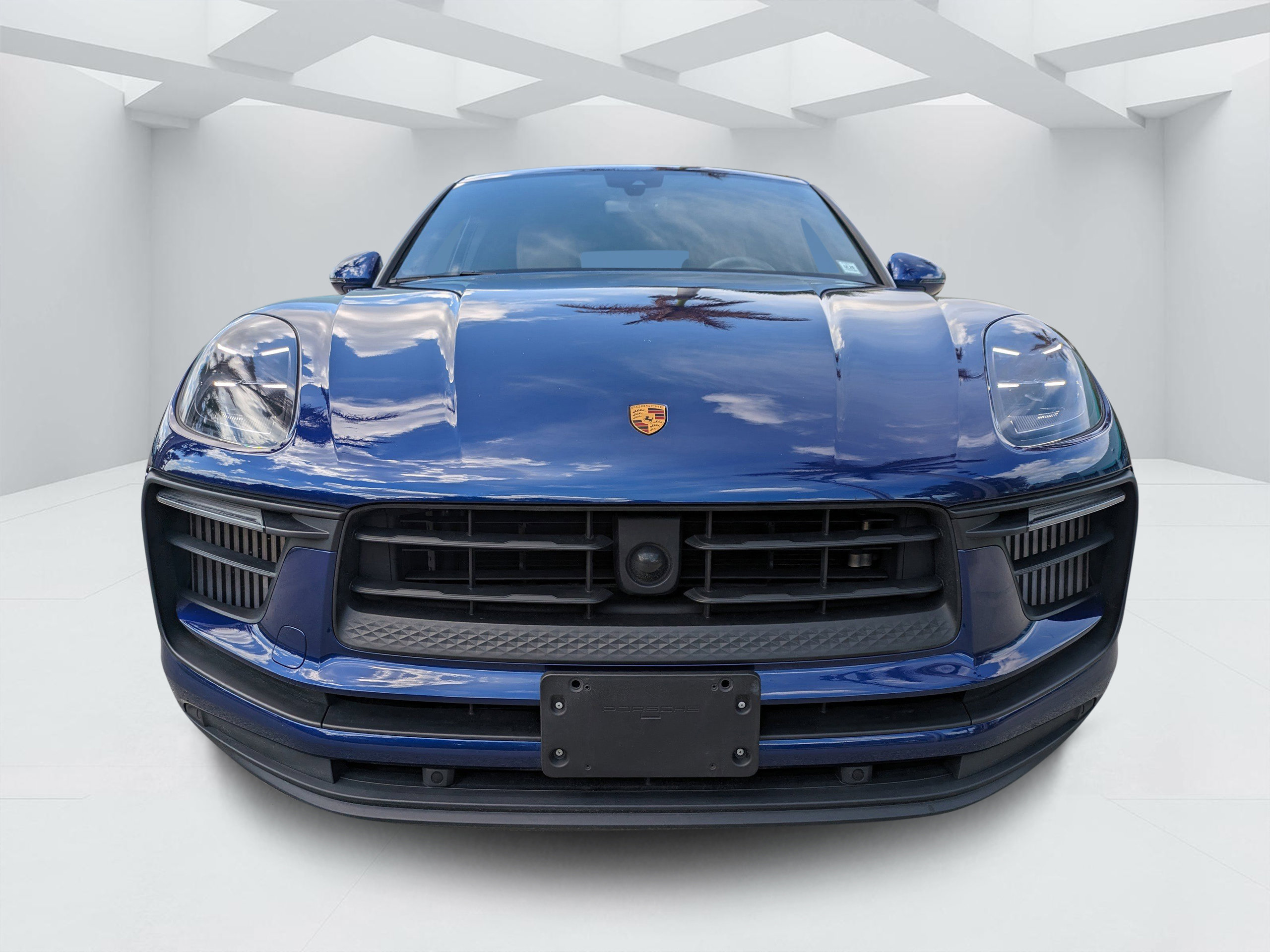 Used 2024 Porsche Macan S image 8