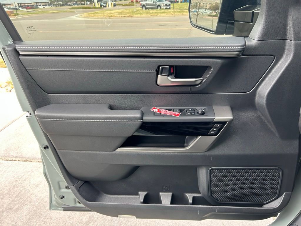 New 2026 Toyota Tundra Limited AWD/4WD image 9