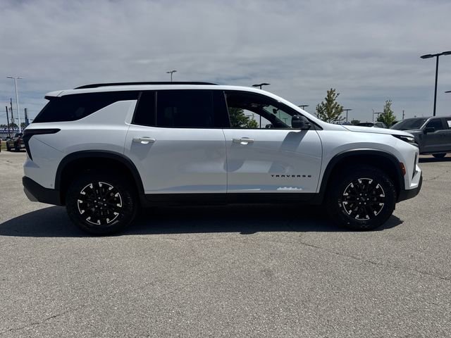 Used 2025 Chevrolet Traverse Z71 w/ Enhanced Driving Package AWD/4WD image 7