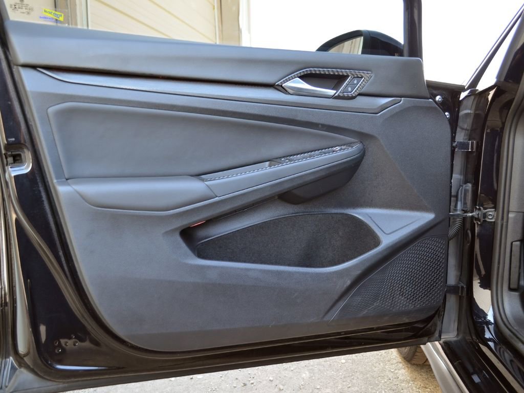 Used 2022 Volkswagen GTI SE FWD image 28