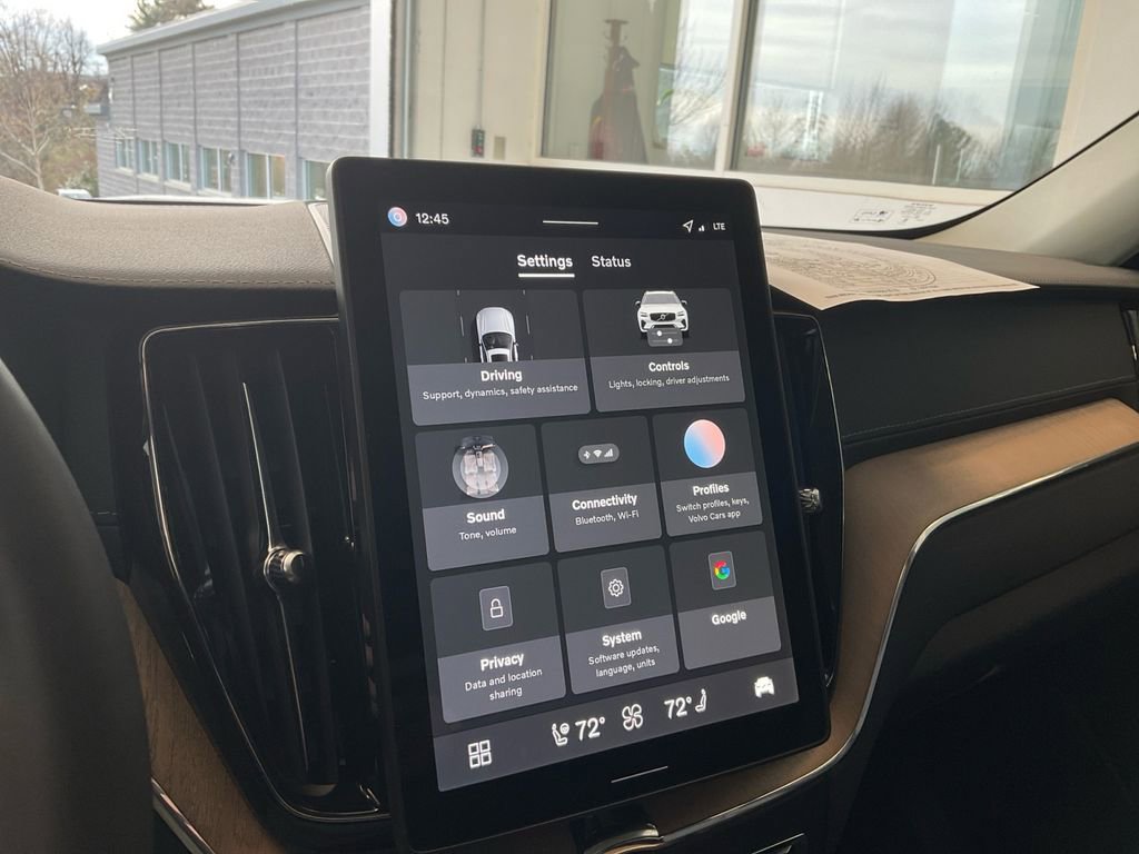 New 2026 Volvo XC60 B5 Ultra w/ Protection Package Premier image 26