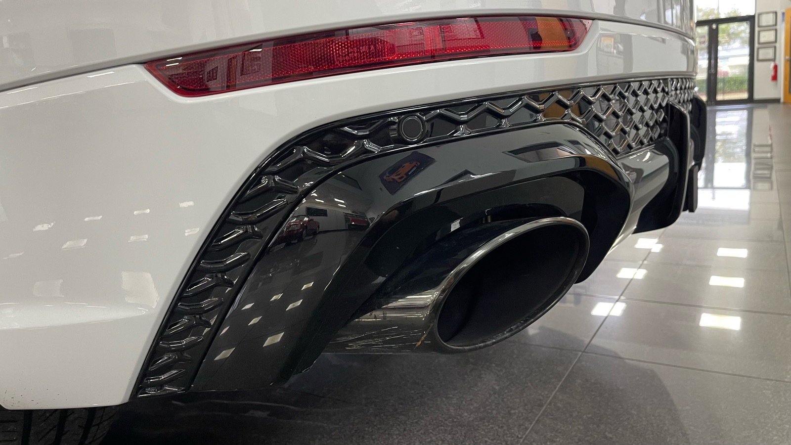 Used 2025 Audi RS Q8 performance w/ Executive Package image 16