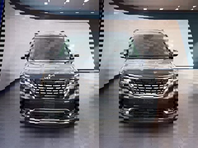 Certified 2024 Kia Carnival SX Prestige image 8