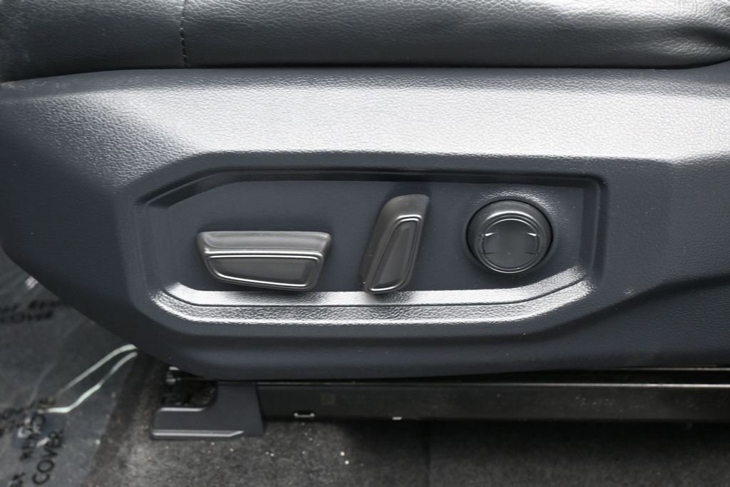 Used 2023 Toyota Tundra SR5 w/ SR5 Premium Package AWD/4WD image 12