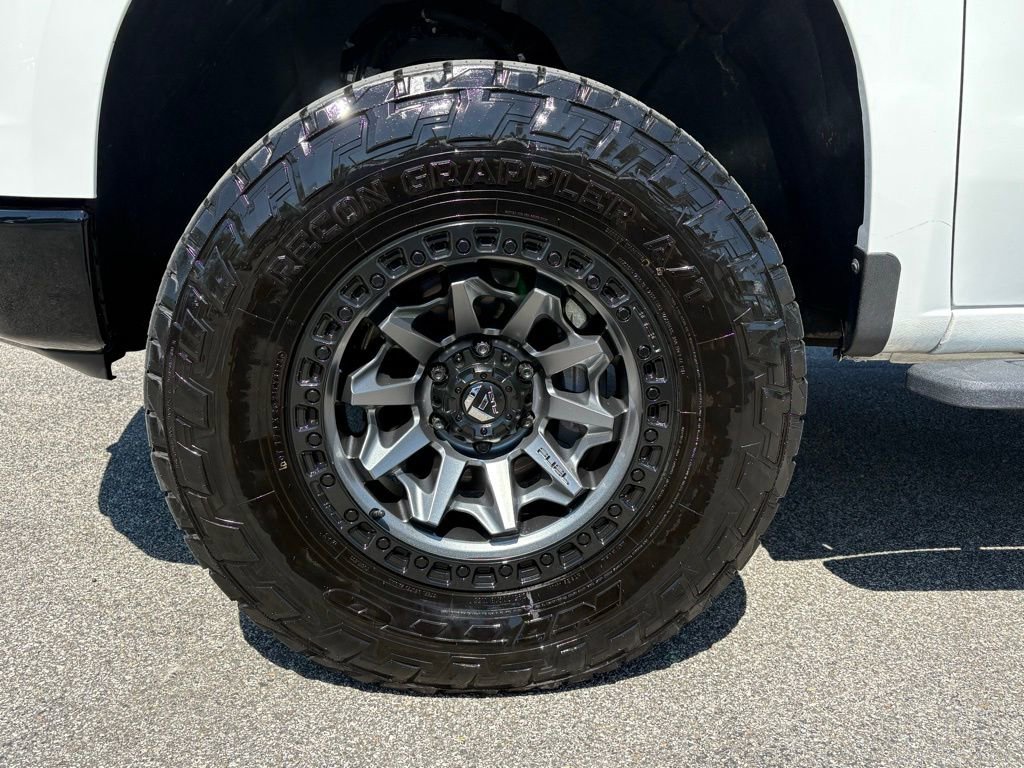 Used 2024 Chevrolet Silverado 1500 LT Trail Boss w/ Convenience Package II image 10