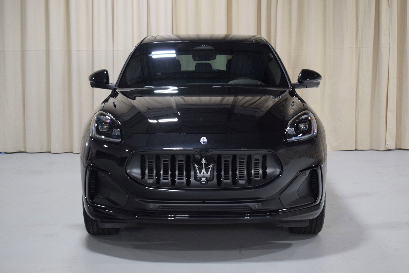 New 2025 Maserati Grecale Folgore image 10