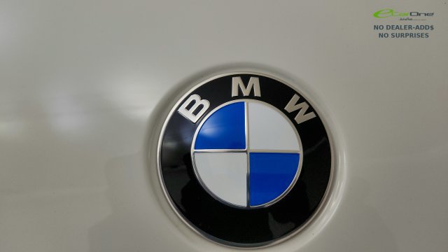 Used 2025 BMW 330i xDrive Sedan AWD/4WD image 31