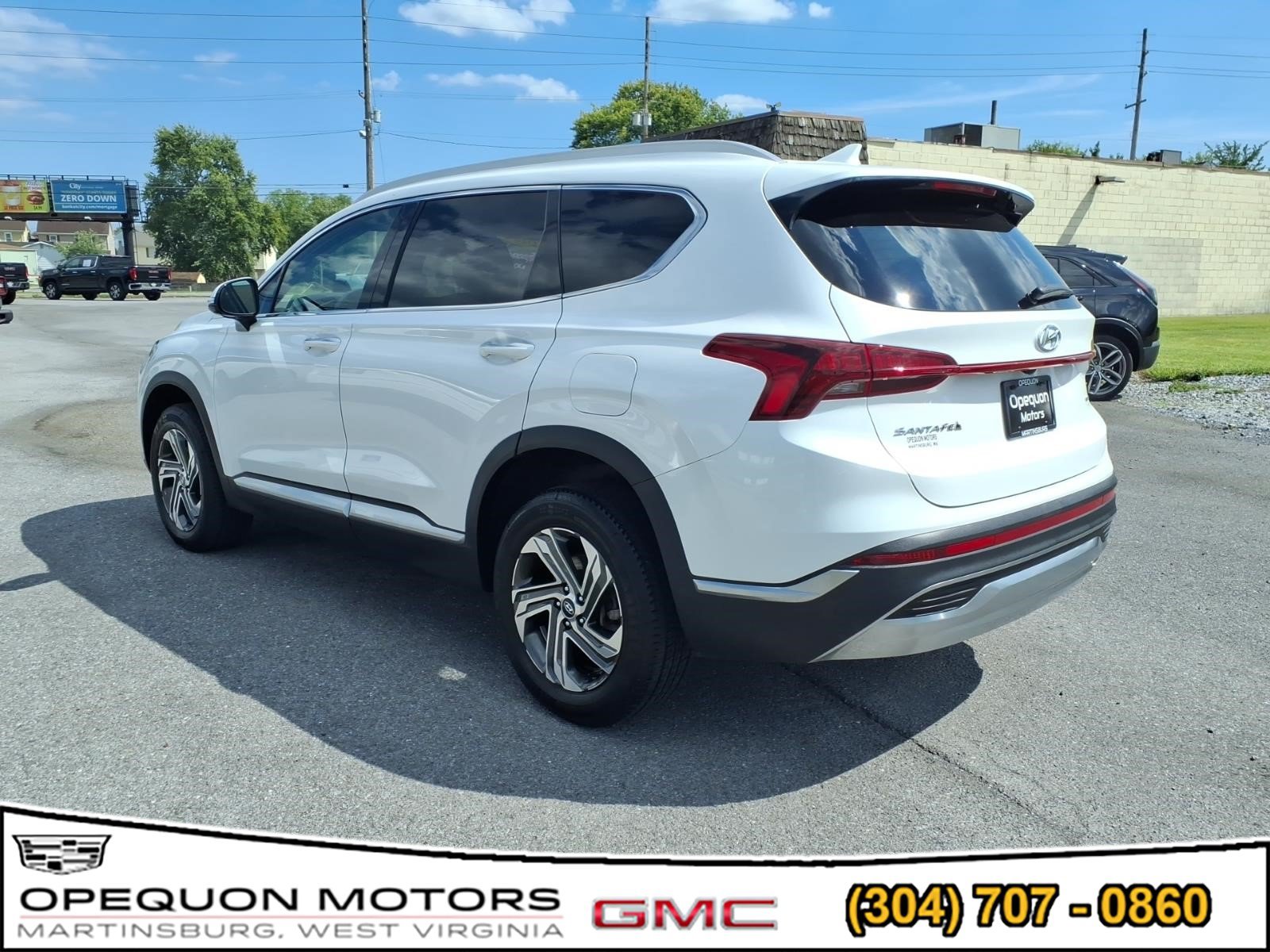 Used 2022 Hyundai Santa Fe SEL w/ Convenience Package AWD/4WD image 4