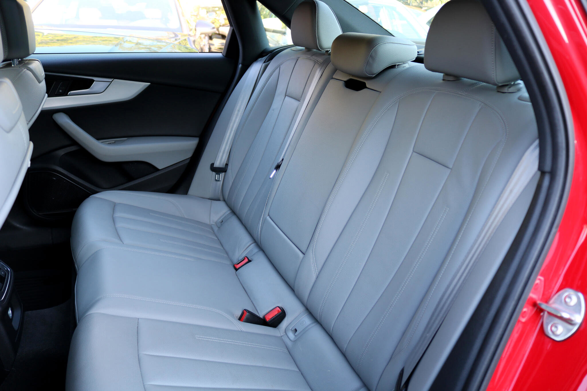 Used 2017 Audi A4 2.0T Premium Plus w/ Premium Plus Package image 21