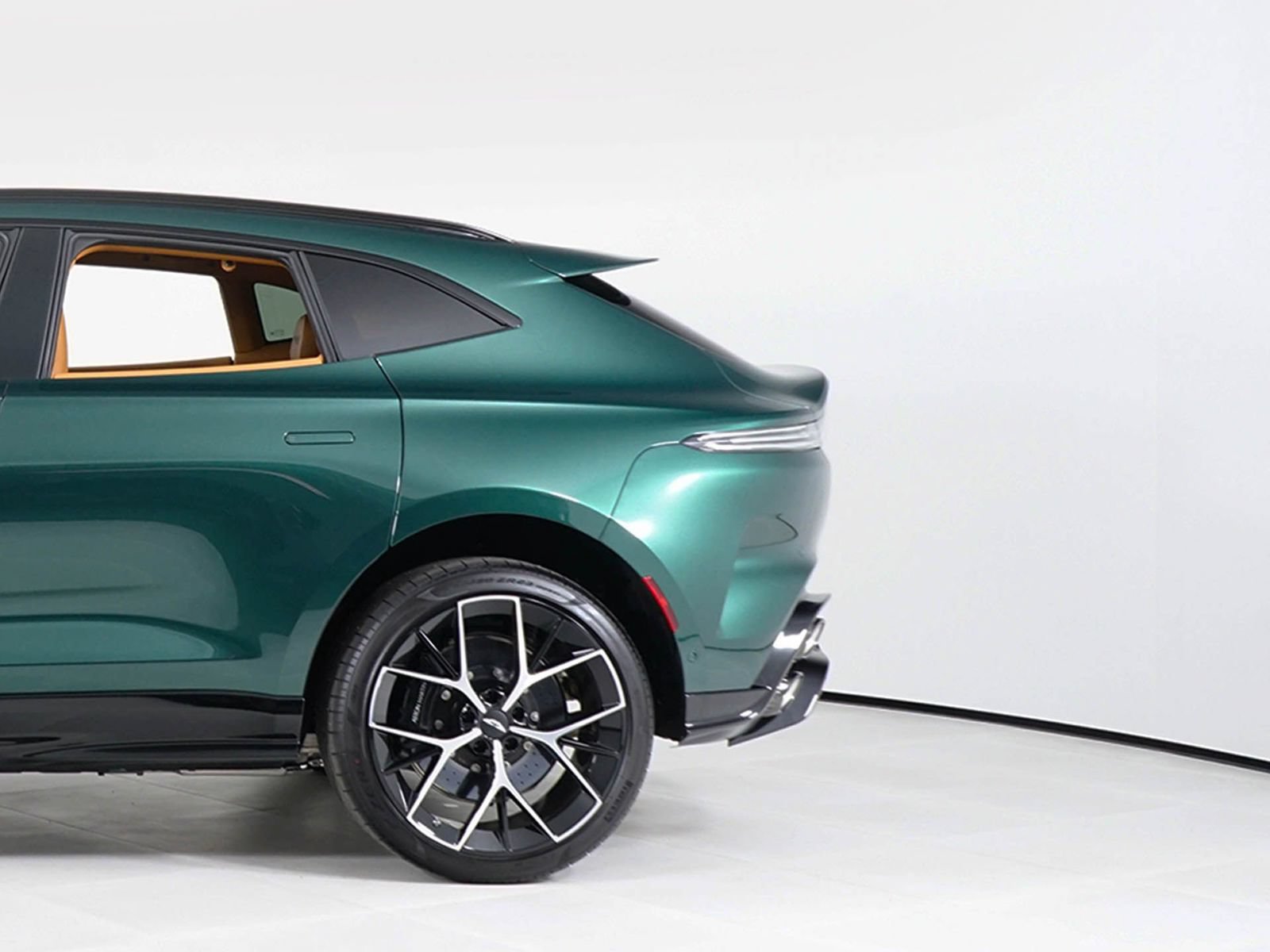 New 2026 Aston Martin DBX 707 AWD/4WD image 13