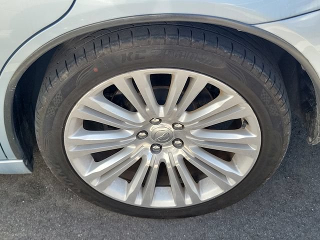 Used 2013 Chrysler 300 C RWD image 6