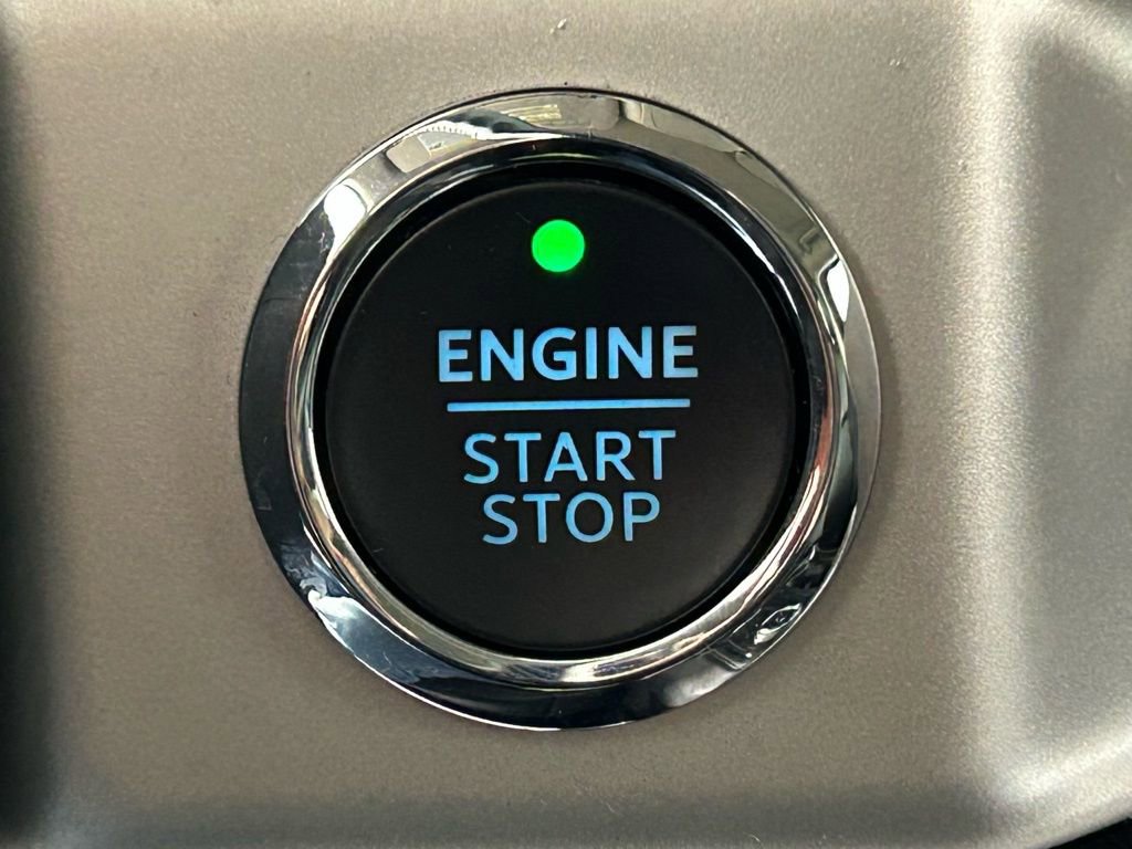 Used 2024 Ford Expedition Max XLT image 28