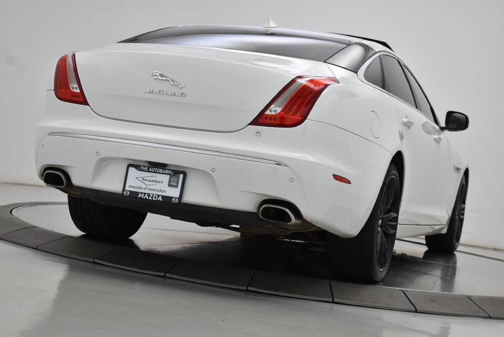 Used 2015 Jaguar XJ L Supercharged RWD image 24