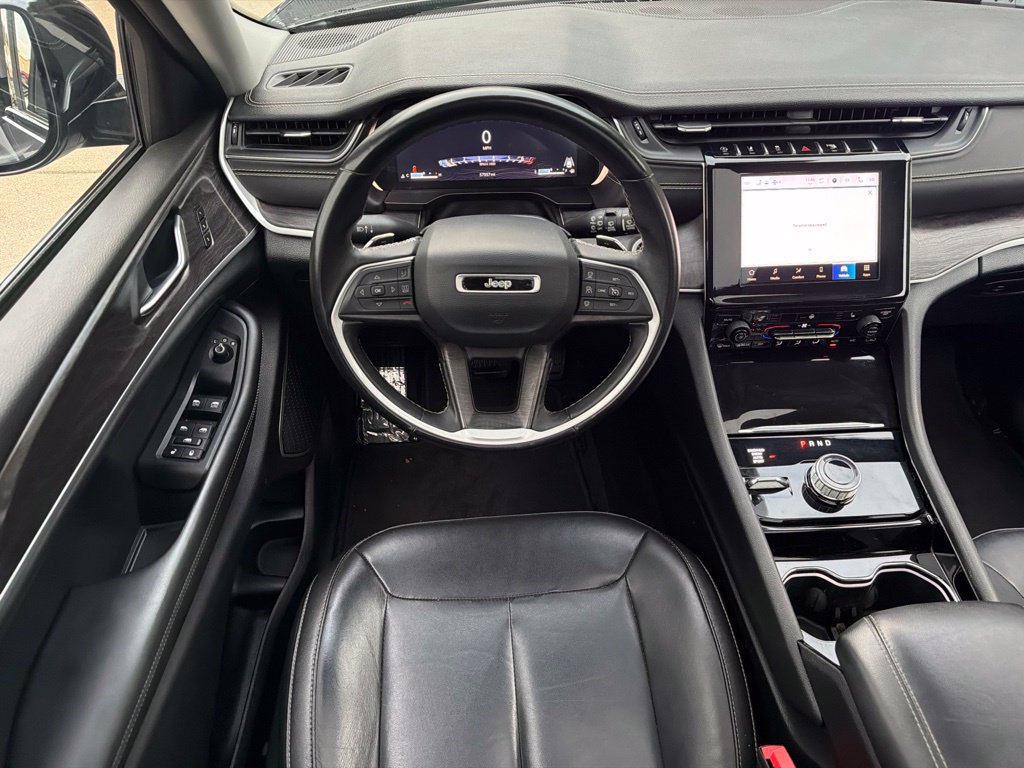 Used 2022 Jeep Grand Cherokee L Limited AWD/4WD image 6