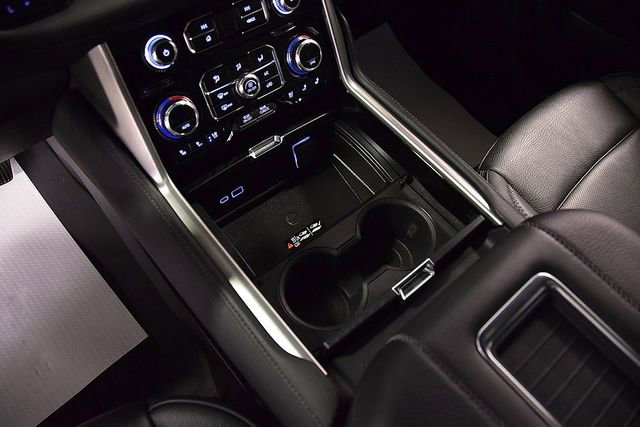 Used 2024 GMC Yukon Denali image 23