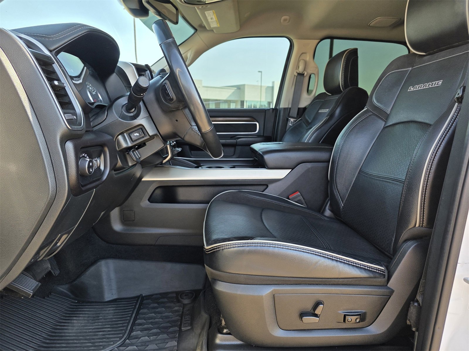 Used 2023 RAM 2500 Laramie image 14