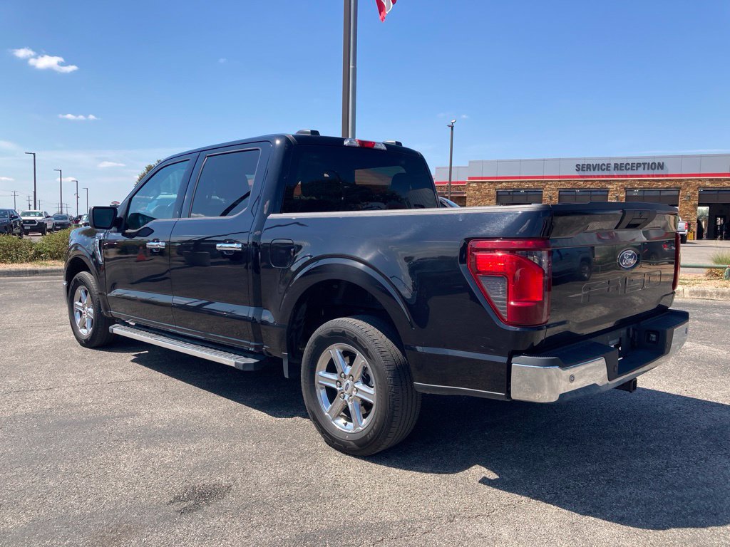 Used 2025 Ford F150 XLT w/ Equipment Group 301A Standard RWD image 7