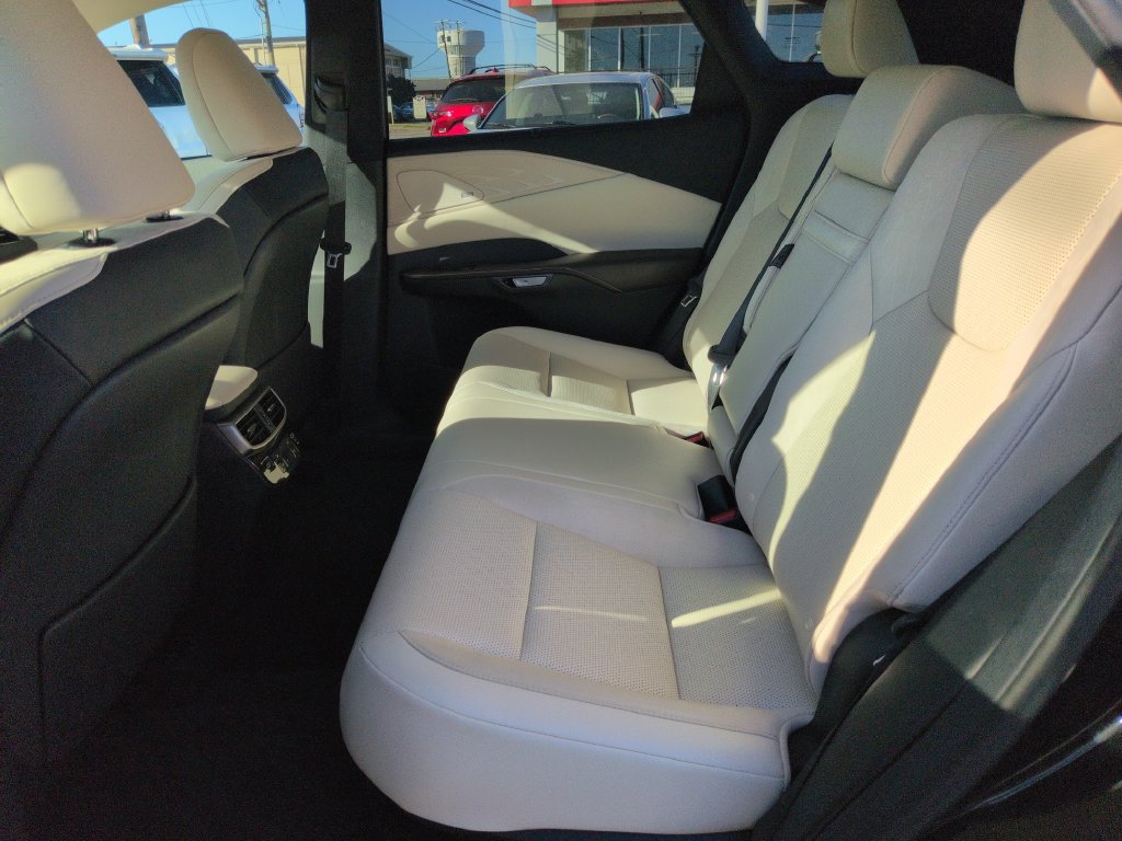 Used 2024 Lexus RX 350 w/ Convenience Package AWD/4WD image 25