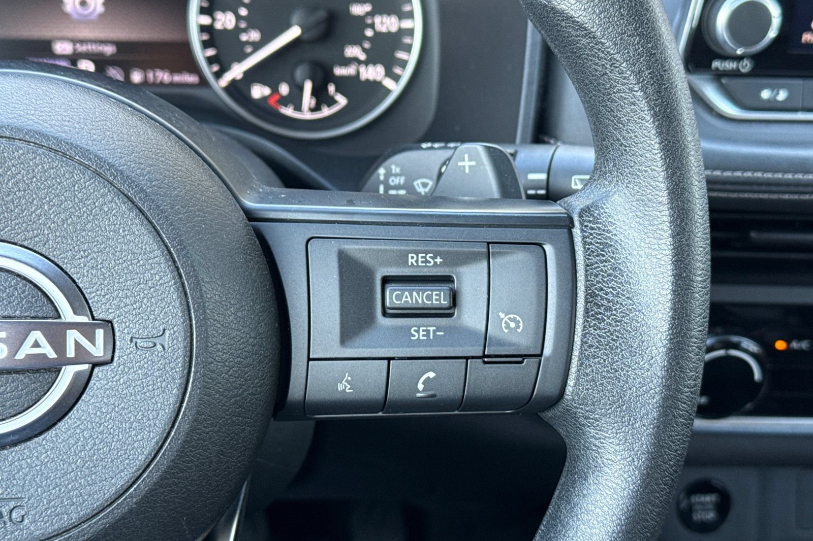 Certified 2024 Nissan Rogue S FWD image 32