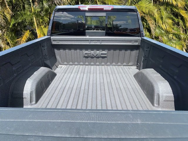 Used 2024 GMC Sierra 1500 SLT w/ SLT Premium Plus Package AWD/4WD image 27