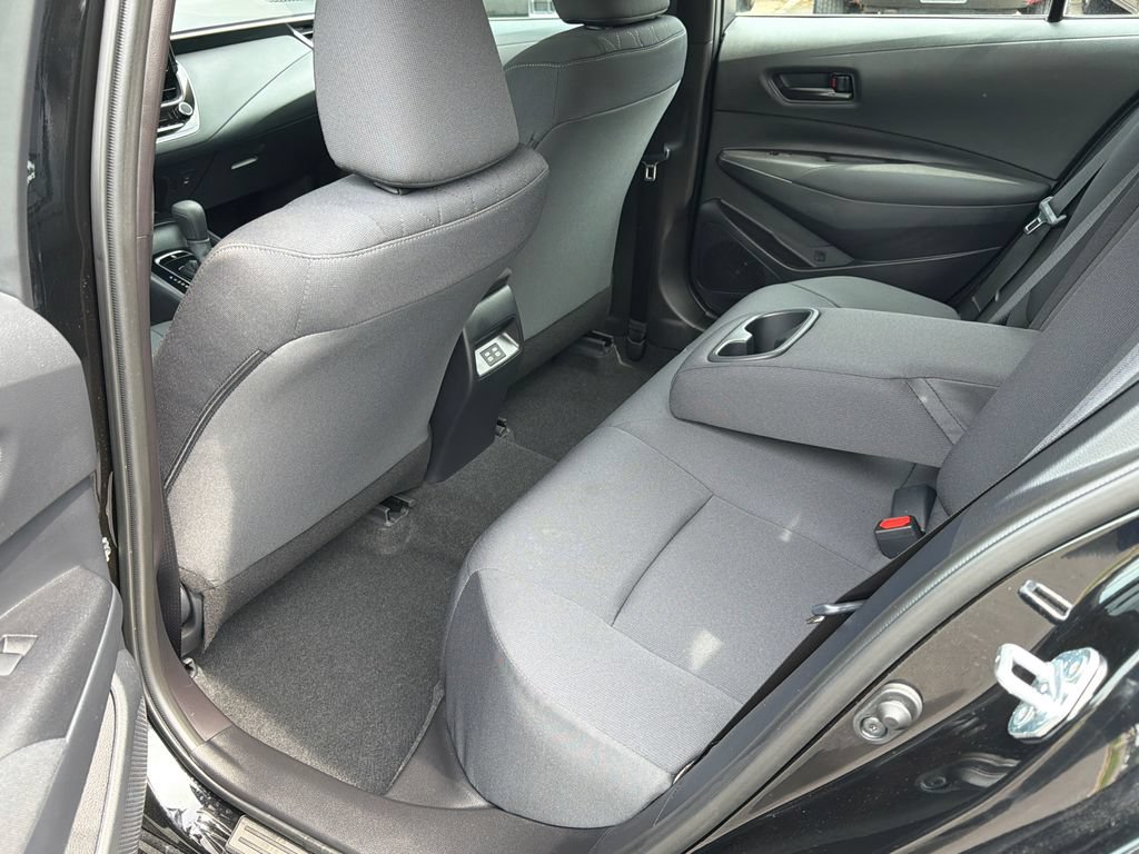 Used 2025 Toyota Corolla LE w/ LE Premium Package FWD image 16