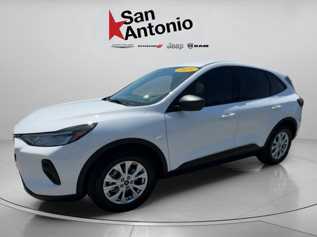 Used 2025 Ford Escape Active FWD image 7