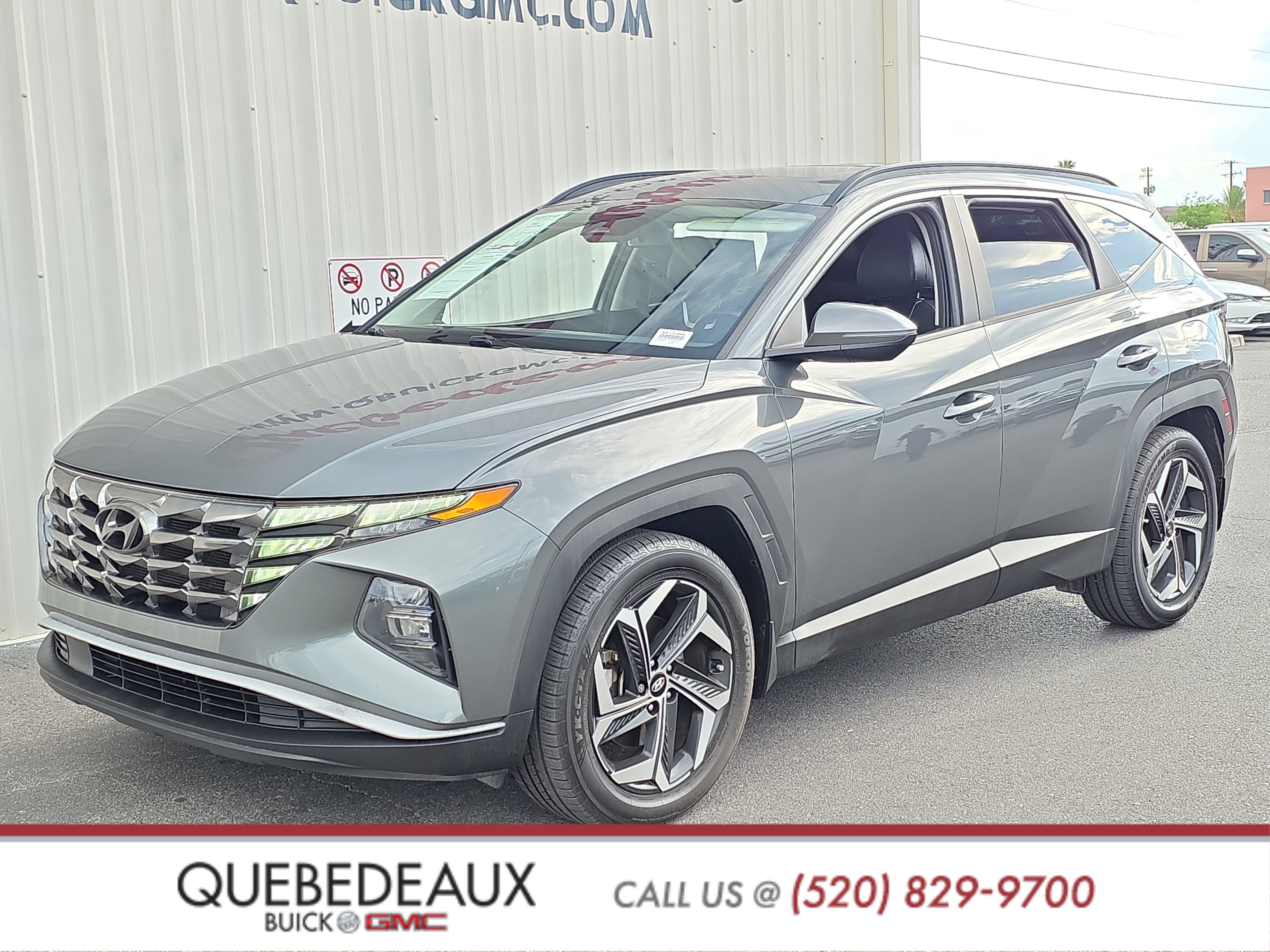 Used 2022 Hyundai Tucson SEL w/ Convenience + Premium Package FWD image 3