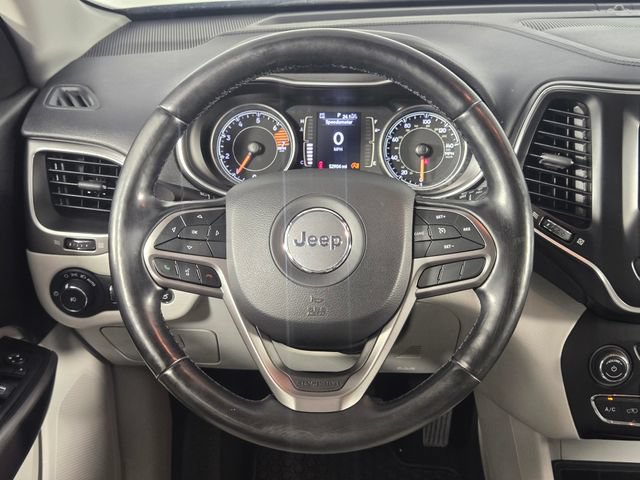 Used 2020 Jeep Cherokee Latitude Plus w/ Comfort/Convenience Group AWD/4WD image 22