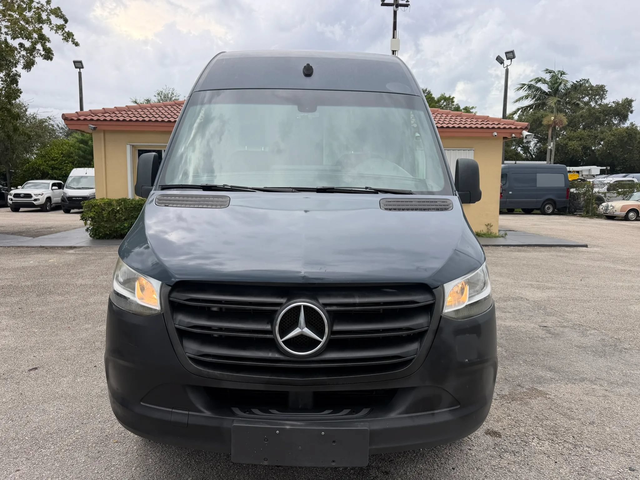 Used 2019 Mercedes-Benz Sprinter 170 image 8