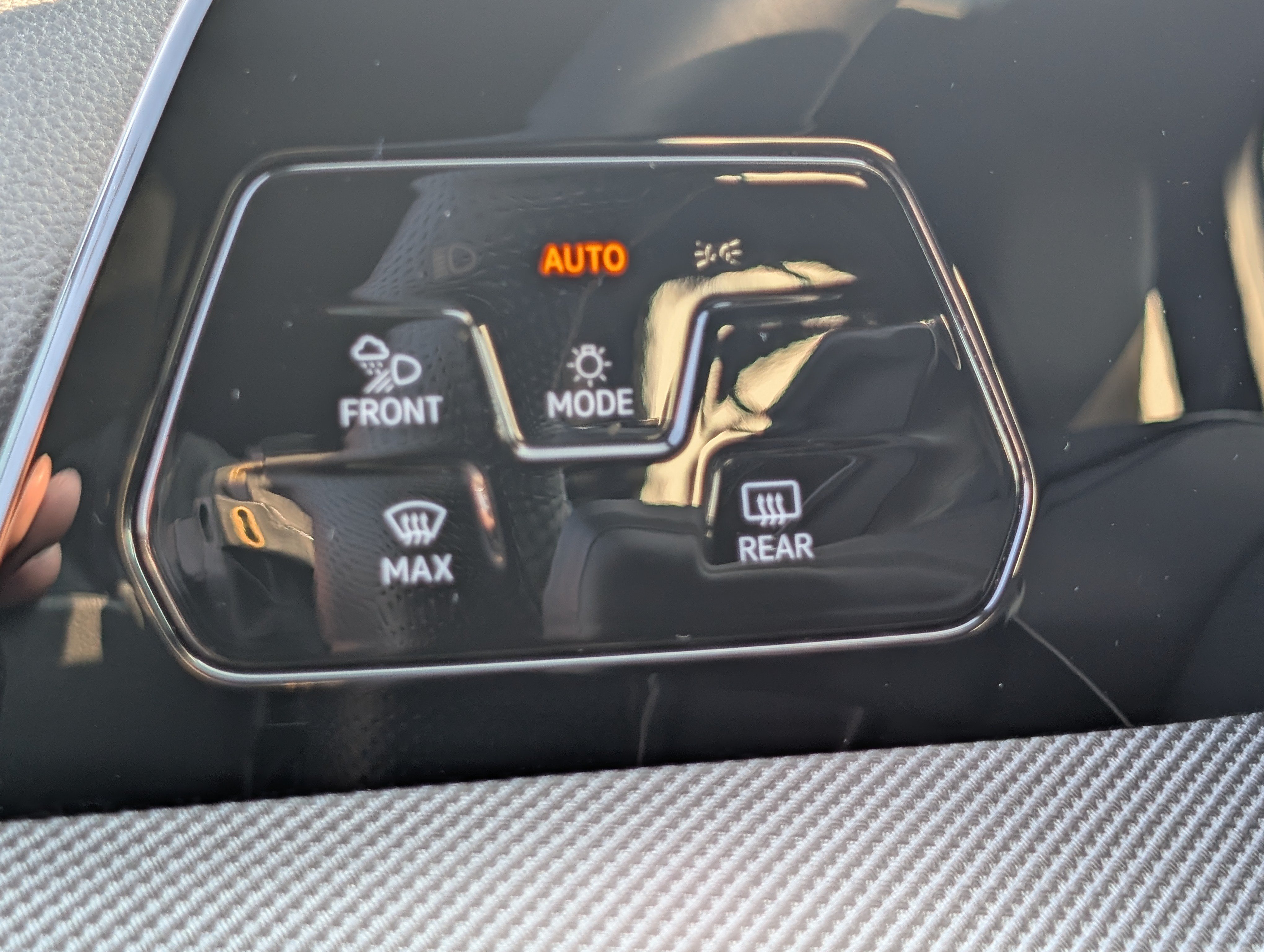 Used 2026 Volkswagen Golf AWD/4WD image 23